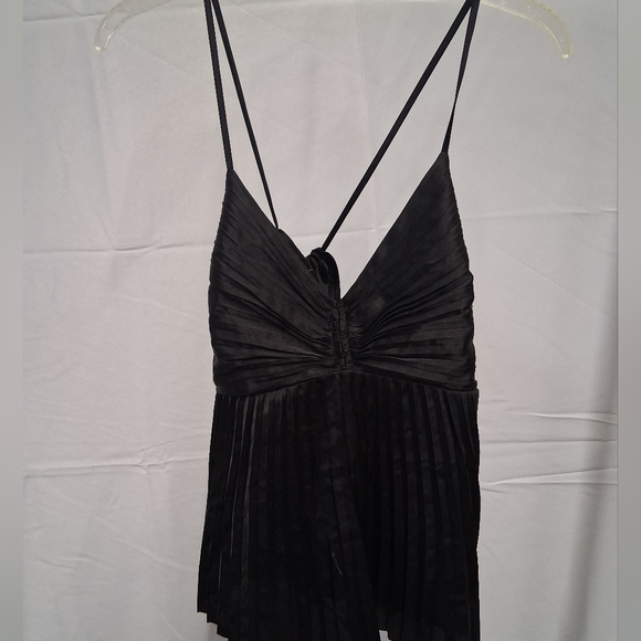 Banana Republic Tops - NWOT Womens Banana Republic Black Pleated Spagetti Strap Top
